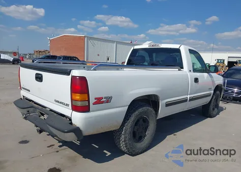 1999 Chevrolet Silverado 1500 Ls z USA, uszkodzony, nr VIN 1GCEK14TXXE179834